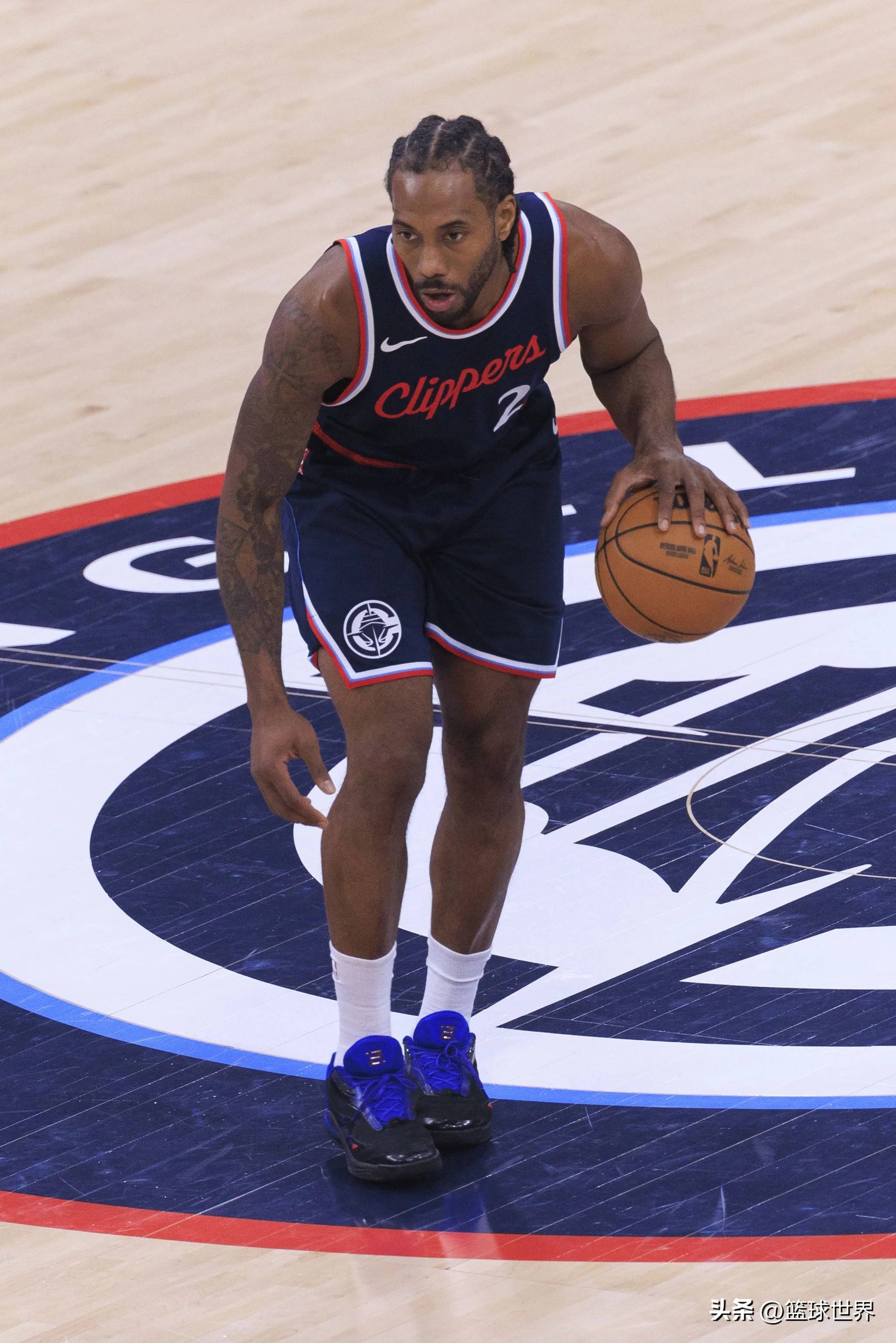 今天是北京时间2025年12月11日星期四,欢迎收看早报！（北京时间2025年12月11日（星期四），早报与您相约！）